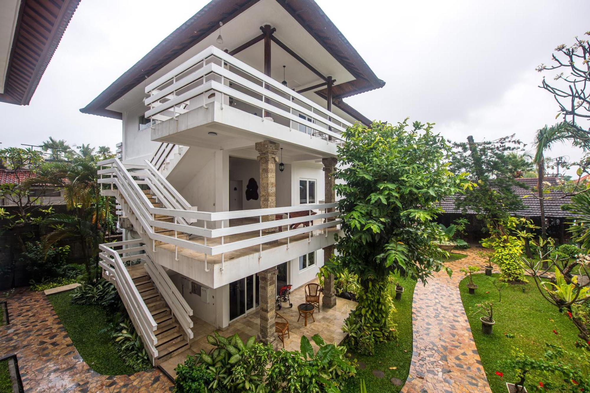 Hotel Sari Bunga Legian Exterior foto