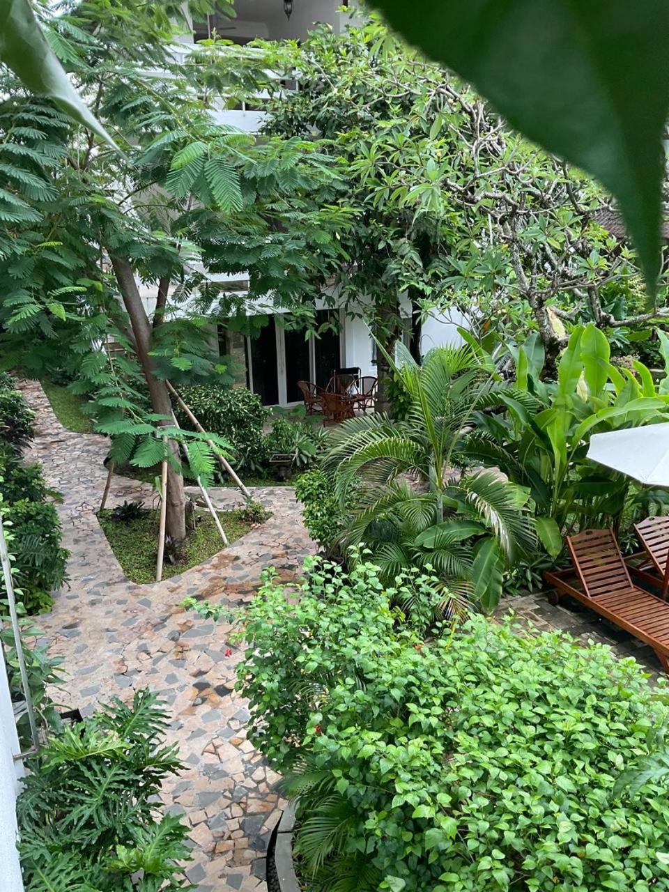 Hotel Sari Bunga Legian Exterior foto